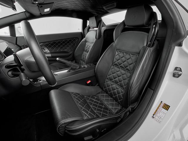 ガヤルド 　シートヒーター付フル電動シート　カリストシャイニーブラックトリム　ＬＥＤライト付きトランスパーレントエンジンフード　Ｑチューラインインテリア　ブランディングＰＫＧ　アルパインディスプレイオーディオ（16枚目）