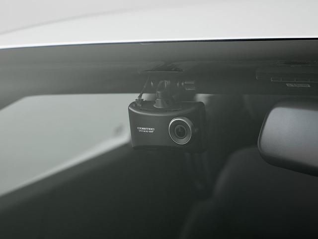 ガヤルド 　シートヒーター付フル電動シート　カリストシャイニーブラックトリム　ＬＥＤライト付きトランスパーレントエンジンフード　Ｑチューラインインテリア　ブランディングＰＫＧ　アルパインディスプレイオーディオ（24枚目）