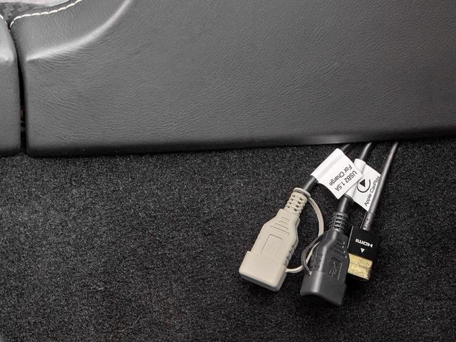 ガヤルド 　シートヒーター付フル電動シート　カリストシャイニーブラックトリム　ＬＥＤライト付きトランスパーレントエンジンフード　Ｑチューラインインテリア　ブランディングＰＫＧ　アルパインディスプレイオーディオ（36枚目）