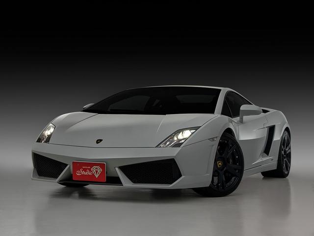 ガヤルド 　シートヒーター付フル電動シート　カリストシャイニーブラックトリム　ＬＥＤライト付きトランスパーレントエンジンフード　Ｑチューラインインテリア　ブランディングＰＫＧ　アルパインディスプレイオーディオ（45枚目）