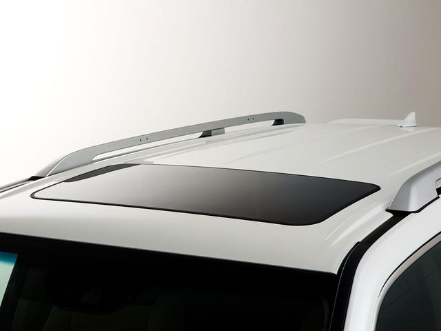 ランドクルーザー ＺＸ　モデリスタエアロ　クールボックス　電動リアデフロック　ＪＢＬプレミアムサウンドシステム　リアエンタシステム　ルーフレール　タイヤ警報器システム　トノカバー　ＩＴＳコネクト（7枚目）