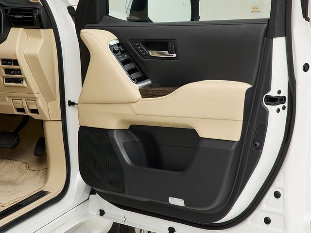 ランドクルーザー ＺＸ　モデリスタエアロ　クールボックス　電動リアデフロック　ＪＢＬプレミアムサウンドシステム　リアエンタシステム　ルーフレール　タイヤ警報器システム　トノカバー　ＩＴＳコネクト（14枚目）