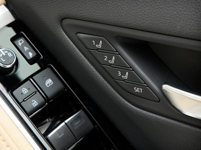 ランドクルーザー ＺＸ　モデリスタエアロ　クールボックス　電動リアデフロック　ＪＢＬプレミアムサウンドシステム　リアエンタシステム　ルーフレール　タイヤ警報器システム　トノカバー　ＩＴＳコネクト（15枚目）