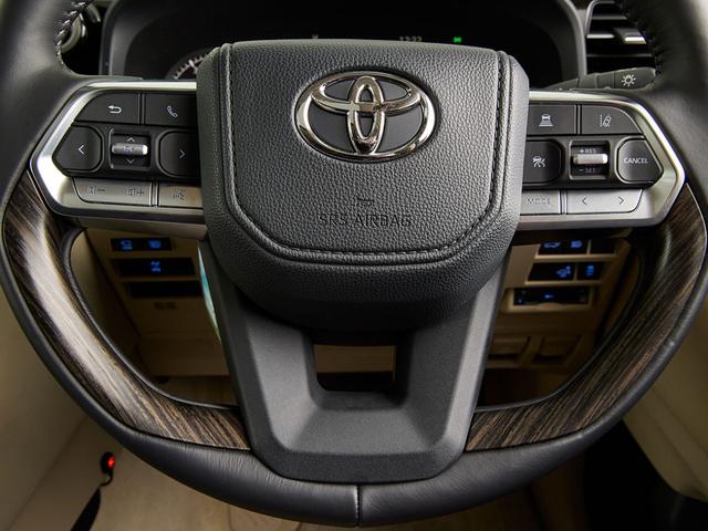 ランドクルーザー ＺＸ　モデリスタエアロ　クールボックス　電動リアデフロック　ＪＢＬプレミアムサウンドシステム　リアエンタシステム　ルーフレール　タイヤ警報器システム　トノカバー　ＩＴＳコネクト（24枚目）