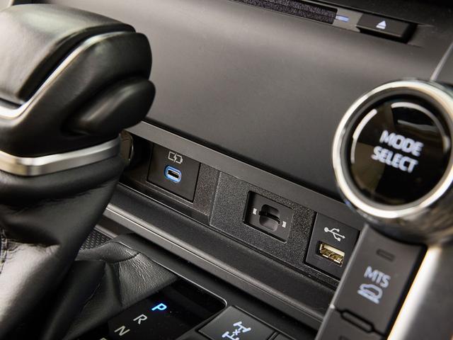 ランドクルーザー ＺＸ　モデリスタエアロ　クールボックス　電動リアデフロック　ＪＢＬプレミアムサウンドシステム　リアエンタシステム　ルーフレール　タイヤ警報器システム　トノカバー　ＩＴＳコネクト（27枚目）
