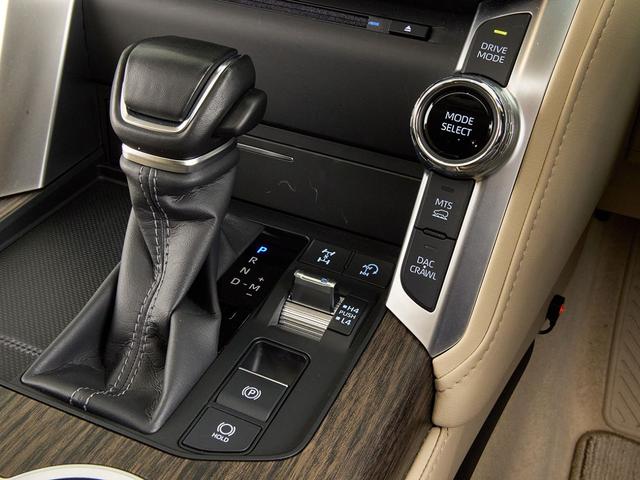 ランドクルーザー ＺＸ　モデリスタエアロ　クールボックス　電動リアデフロック　ＪＢＬプレミアムサウンドシステム　リアエンタシステム　ルーフレール　タイヤ警報器システム　トノカバー　ＩＴＳコネクト（28枚目）