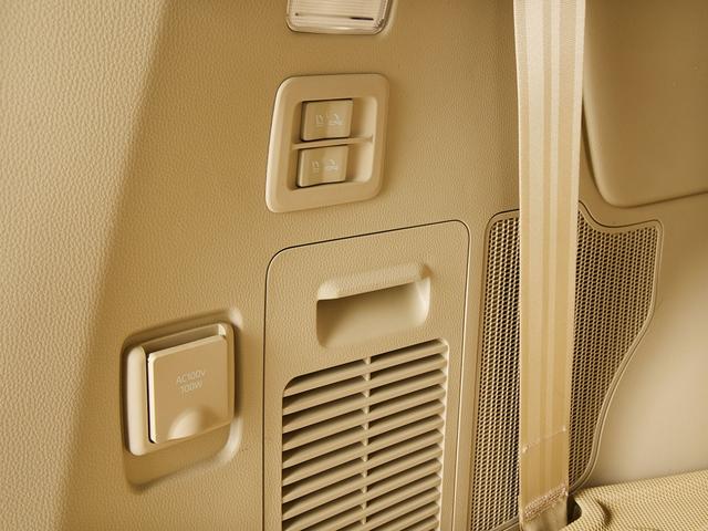 ランドクルーザー ＺＸ　モデリスタエアロ　クールボックス　電動リアデフロック　ＪＢＬプレミアムサウンドシステム　リアエンタシステム　ルーフレール　タイヤ警報器システム　トノカバー　ＩＴＳコネクト（50枚目）