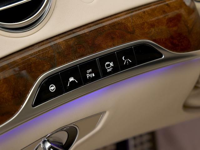 Sクラス S63 AMG 4マチックロング ショーファー&ファーストクラスパッケージ パノラミックスライディングルーフ シルクベージュ&エスプレッソブラウンナッパレザー シートヒーター&エアコン360度カメラ ETC ドラレコ 記録簿保証スペア(37枚目)