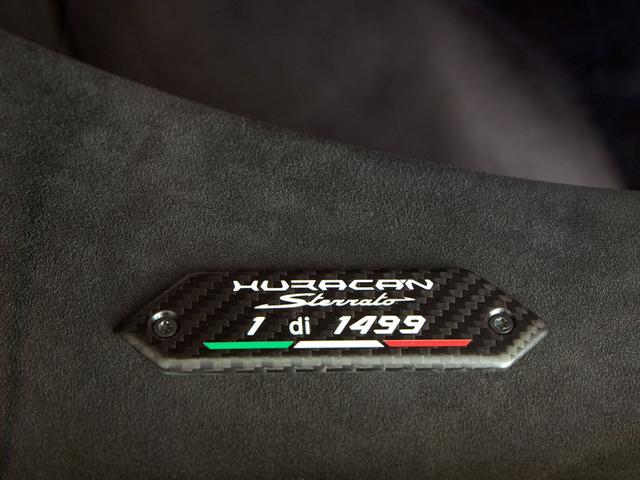 ウラカン 　１９インチ鍛造マットブラック　イエローキャリパー　Ａｄ　Ｐｅｒｓｏｎａｍ内装カスタマイズ　　ボディ・ホイールガラスコーティング済　ドラレコデジタルインナーミラー（39枚目）