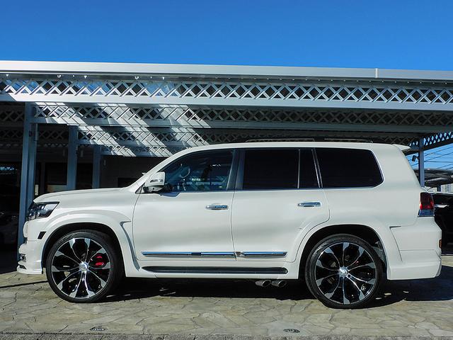 TOYOTA LAND CRUISER ZX | 2019 | PEARL | 31894 km | details TOYOTA LAND CRUISER ZX | 2019 | PEARL | 31894 km | details