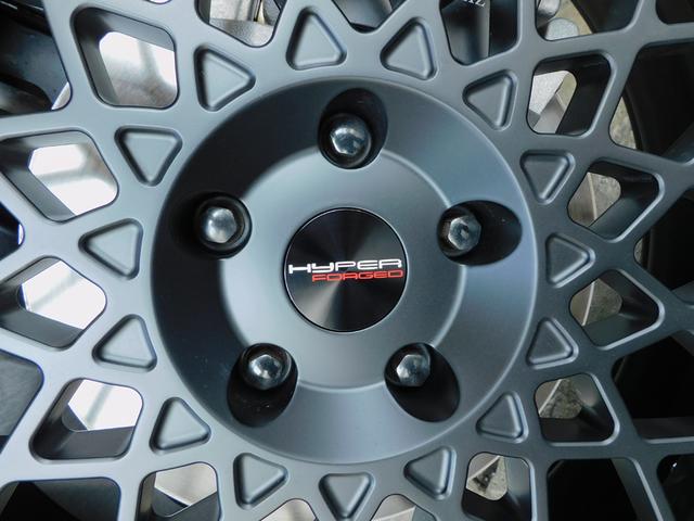 Ｇクラス Ｇ４５０ｄ　ＡＭＧラインパッケージ　ＡＭＧライン　ナイトパッケージ　デジーノオリーブ　マヌファクトゥーアプログラム　ＢＲＡＢＵＳフロントアンダースポイラー　ＨＹＰＥＲＦＯＲＧＥＤ　２４インチ　プラチナホワイト（13枚目）