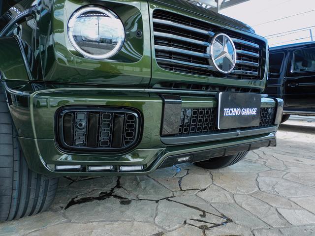 Ｇクラス Ｇ４５０ｄ　ＡＭＧラインパッケージ　ＡＭＧライン　ナイトパッケージ　デジーノオリーブ　マヌファクトゥーアプログラム　ＢＲＡＢＵＳフロントアンダースポイラー　ＨＹＰＥＲＦＯＲＧＥＤ　２４インチ　プラチナホワイト（21枚目）