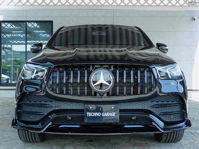 GLE GLE400d 4マチック クーペスポーツ パノラミックスライディングルーフ パナメリカーナグリル フロントアンダースポイラー トランクスポイラー ブラックアウト エアサスペション ブルメスターサウンド ベンチレーター シートヒーター 黒革(16枚目)