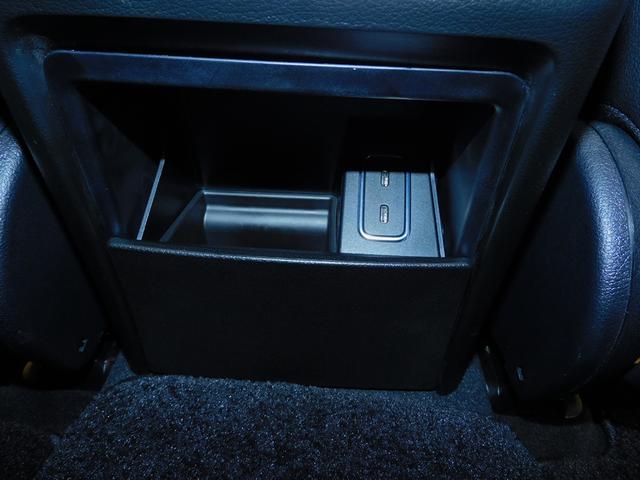 GLE GLE400d 4マチック クーペスポーツ パノラミックスライディングルーフ パナメリカーナグリル フロントアンダースポイラー トランクスポイラー ブラックアウト エアサスペション ブルメスターサウンド ベンチレーター シートヒーター 黒革(54枚目)