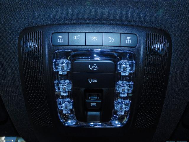 GLE GLE400d 4マチック クーペスポーツ パノラミックスライディングルーフ パナメリカーナグリル フロントアンダースポイラー トランクスポイラー ブラックアウト エアサスペション ブルメスターサウンド ベンチレーター シートヒーター 黒革(55枚目)