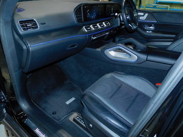 助手席周りの画像になります。