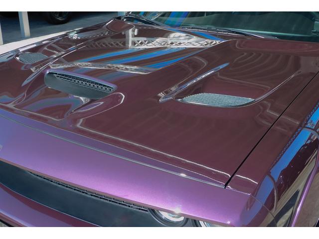 ダッジ・チャレンジャー Ｒ／Ｔスキャットパックワイドボディ　サンルーフ　ローダウン　キャルウイング可変バルブマフラー　プラスパッケージ　ドライバーコンビニエンスグループ　テクノロジーグループ　新車並行　オートチェック　ワンオーナー（26枚目）