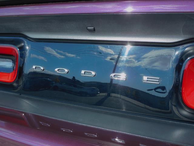 ダッジ・チャレンジャー Ｒ／Ｔスキャットパックワイドボディ　サンルーフ　ローダウン　キャルウイング可変バルブマフラー　プラスパッケージ　ドライバーコンビニエンスグループ　テクノロジーグループ　新車並行　オートチェック　ワンオーナー（32枚目）