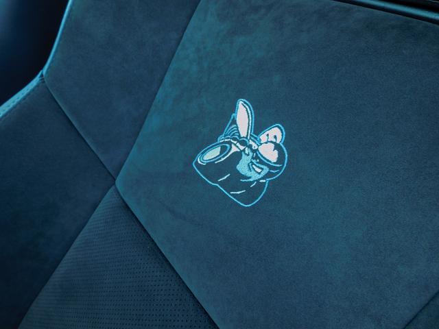 ダッジ・チャレンジャー Ｒ／Ｔスキャットパックワイドボディ　サンルーフ　ローダウン　キャルウイング可変バルブマフラー　プラスパッケージ　ドライバーコンビニエンスグループ　テクノロジーグループ　新車並行　オートチェック　ワンオーナー（39枚目）