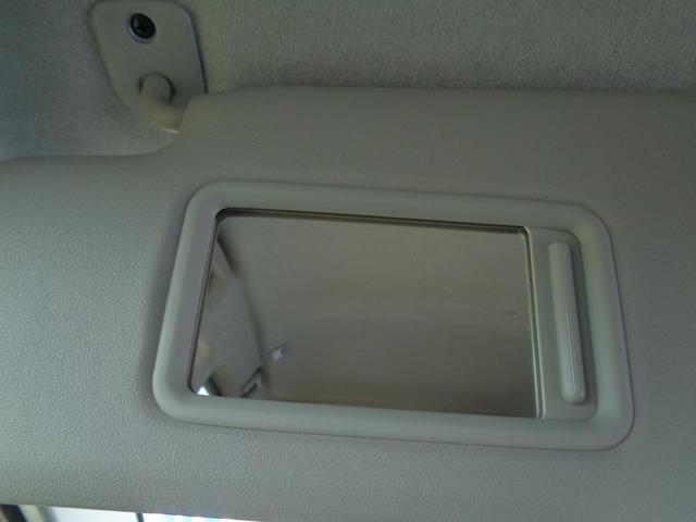 �c�Ǝ��Ԃ́A�X�F�O�O�`�P�W�F�O�O�ƂȂ�܂��􂨋C�y�ɂ����X��������