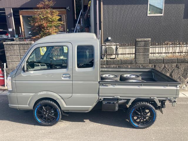 Ｘ　社外アルミ　リフトアップ車　ＬＥＤヘッドランプ装着車　４ＷＤ　届出済未使用車　衝突軽減ブレーキ　キーレスエントリー　純正スチールホイール付(4枚目)