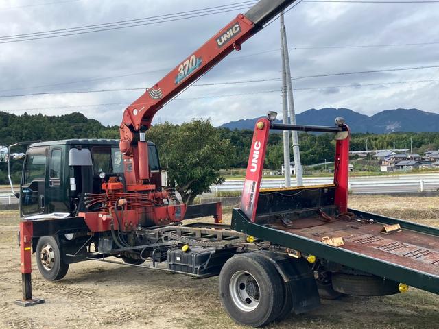 フォワード クレーン付キャリアカー 3段クレーン積載車 最大積載量1800kg 6速マニュアル ユニック角足差し違いアウトリガー ETC 荷台内寸580cmX215cm ETC ハーフシェイドガラス(10枚目)
