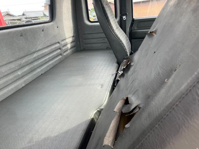 フォワード クレーン付キャリアカー 3段クレーン積載車 最大積載量1800kg 6速マニュアル ユニック角足差し違いアウトリガー ETC 荷台内寸580cmX215cm ETC ハーフシェイドガラス(47枚目)