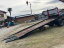 フォワード クレーン付キャリアカー 3段クレーン積載車 最大積載量1800kg 6速マニュアル ユニック角足差し違いアウトリガー ETC 荷台内寸580cmX215cm ETC ハーフシェイドガラス(5枚目)