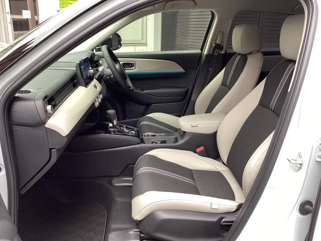 ヴェゼル e:HEV Z・PLaYパッケージ 当店試乗車 E-HEV Z PLAYパッケージ ホンダコネクトディスプレー ETC2.0 LEDアクティブコーナリングライト ブラインドスポットインフォメーション 後退出庫サポート ッ後席用USB(23枚目)