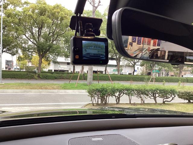 ＺＲ－Ｖ ｅ：ＨＥＶ　Ｚ特別仕様車ブラックスタイル　当店試乗車　ご来店前は必ず車両有無のご確認お願い致します。Ｅ－ＨＥＶ　Ｚ　特別仕様車ブラックスタイル　ホンダコネクトディスプレー＋ＥＴＣ２．０　マルチビューカメラ　前後ドラレコ　１８インチアルミ（8枚目）