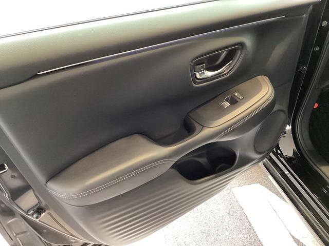 ＺＲ－Ｖ ｅ：ＨＥＶ　Ｚ特別仕様車ブラックスタイル　当店試乗車　ご来店前は必ず車両有無のご確認お願い致します。Ｅ－ＨＥＶ　Ｚ　特別仕様車ブラックスタイル　ホンダコネクトディスプレー＋ＥＴＣ２．０　マルチビューカメラ　前後ドラレコ　１８インチアルミ（40枚目）