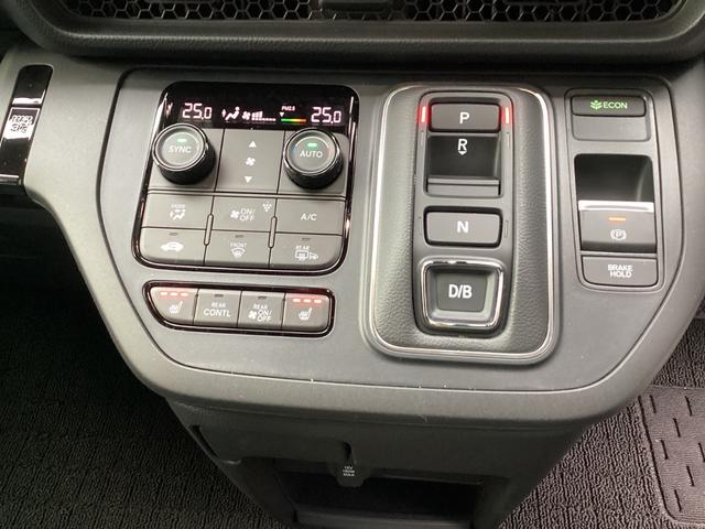 ステップワゴン e:HEVスパーダ プレミアムライン 当店試乗車 11.4ホンダコネクトナビ ETC 10.1インチリア席モニター ボディーコーティング施錠済み マルチビューカメラ シートヒーター トリプルゾーンエアコン 全列USB スエード調表皮(19枚目)