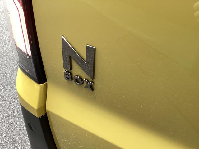 N-BOXジョイ ターボ 当店試乗車 2トーンカラー 8インチホンダコネクトナビ ブラックエンブレム イエローLEDフォグライト フルLEDヘッドライト シートヒーター 両側パワースライドドア 撥水ファブリック オートリトラ(7枚目)