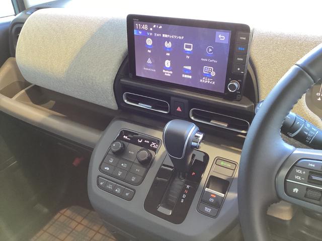 フリード エアー　ＥＸ　当店展示車　新車未登録　６人乗り　９インチホンダコネクトナビ　マルチビューカメラ　アダクティブドライビングビーム　後退出庫サポート　ブラインドスポットインフォメーション　シートヒーター　リアクーラー（10枚目）