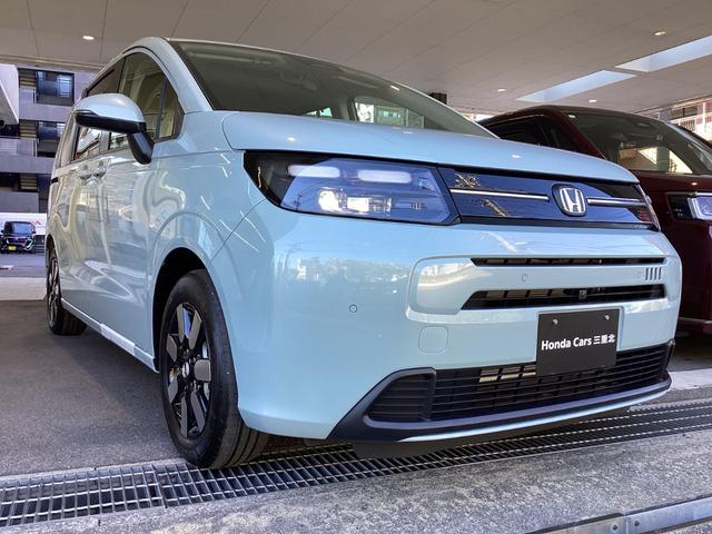 フリード エアー　ＥＸ　当店展示車　新車未登録　６人乗り　９インチホンダコネクトナビ　マルチビューカメラ　アダクティブドライビングビーム　後退出庫サポート　ブラインドスポットインフォメーション　シートヒーター　リアクーラー（26枚目）