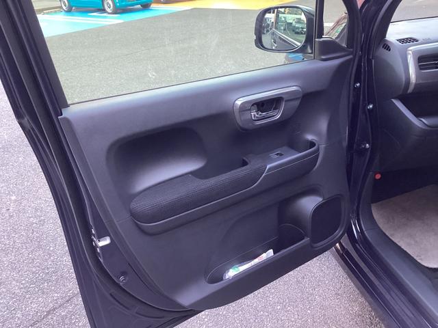 Ｎ－ＷＧＮカスタム Ｌ・ターボ　当店展示車　新車未登録　カスタムＬターボ　９灯式フルＬＥＤヘッドライト　電子制御パーキングブレーキ　オートブレーキホールド　急速充電対応ＵＳＢ　運転席＆助手席シートヒーター　本革巻きステアリング（13枚目）