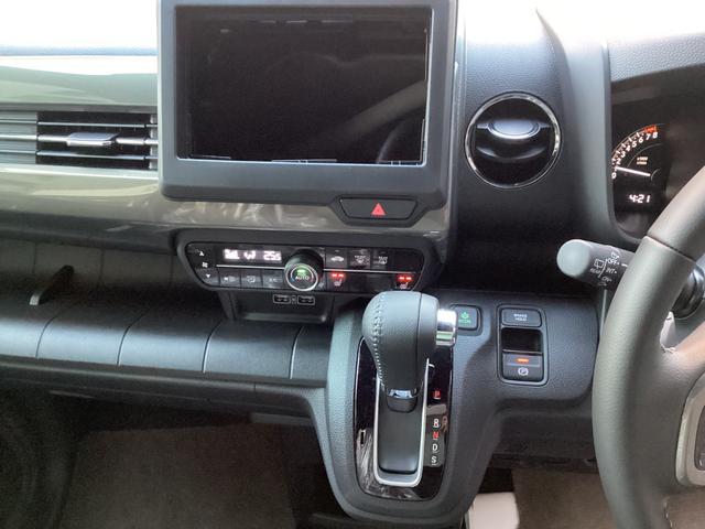 Ｎ－ＷＧＮカスタム Ｌ・ターボ　当店展示車　新車未登録　カスタムＬターボ　９灯式フルＬＥＤヘッドライト　電子制御パーキングブレーキ　オートブレーキホールド　急速充電対応ＵＳＢ　運転席＆助手席シートヒーター　本革巻きステアリング（20枚目）