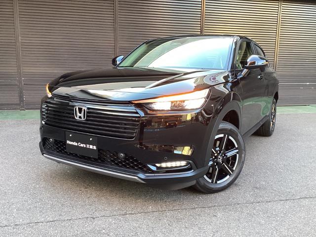 ヴェゼル ｅ：ＨＥＶ　Ｘ　当店展示車　新車未登録　８インチディスプレイオーディオ　フルＬＥＤヘッドライト　１６インチアルミホイール　電子制御パーキング　オートブレーキホールド　急速充電対応ＵＳＢ　本革巻きステアリングホイール（8枚目）