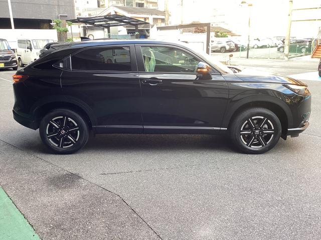 ヴェゼル ｅ：ＨＥＶ　Ｘ　当店展示車　新車未登録　８インチディスプレイオーディオ　フルＬＥＤヘッドライト　１６インチアルミホイール　電子制御パーキング　オートブレーキホールド　急速充電対応ＵＳＢ　本革巻きステアリングホイール（27枚目）