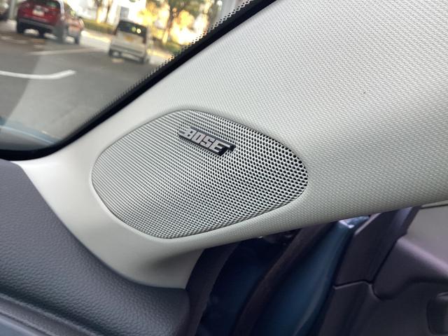 ＺＲ－Ｖ Ｚ　当店試乗車　ガソリン車　ＢＳＩ・後退出庫サポートレス車　ホンダコネクトディスプレー　ＥＴＣ２．０　マルチビューカメラ　ＢＯＳＥプレミアムサウンド　シートヒーター　ステアリングヒーター（12枚目）