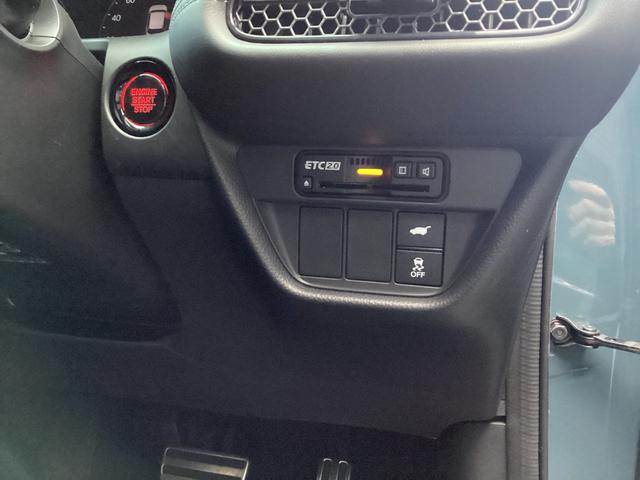 ＺＲ－Ｖ Ｚ　当店試乗車　ガソリン車　ＢＳＩ・後退出庫サポートレス車　ホンダコネクトディスプレー　ＥＴＣ２．０　マルチビューカメラ　ＢＯＳＥプレミアムサウンド　シートヒーター　ステアリングヒーター（24枚目）