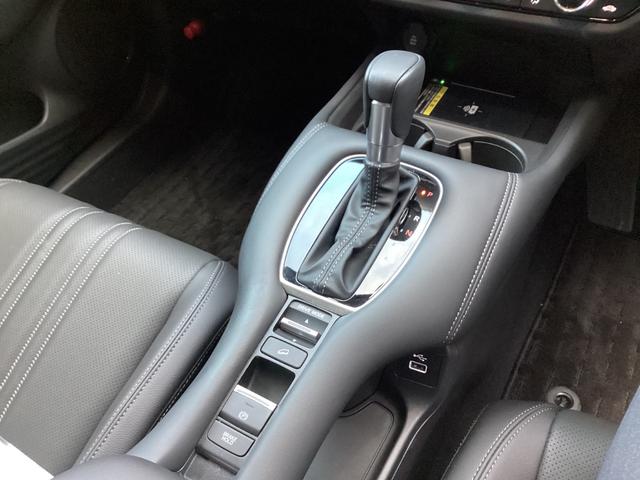 ＺＲ－Ｖ Ｚ　当店試乗車　ガソリン車　ＢＳＩ・後退出庫サポートレス車　ホンダコネクトディスプレー　ＥＴＣ２．０　マルチビューカメラ　ＢＯＳＥプレミアムサウンド　シートヒーター　ステアリングヒーター（25枚目）