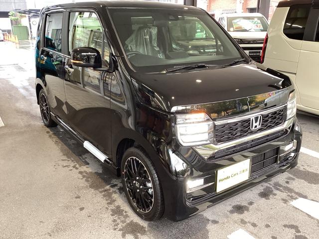 Ｎ－ＷＧＮカスタム Ｌ・ターボ　当店展示車　新車未登録　カスタムＬターボ　９灯式フルＬＥＤヘッドライト　電子制御パーキングブレーキ　オートブレーキホールド　急速充電対応ＵＳＢ　運転席＆助手席シートヒーター　本革巻きステアリング（10枚目）