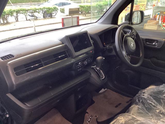 Ｎ－ＷＧＮカスタム Ｌ・ターボ　当店展示車　新車未登録　カスタムＬターボ　９灯式フルＬＥＤヘッドライト　電子制御パーキングブレーキ　オートブレーキホールド　急速充電対応ＵＳＢ　運転席＆助手席シートヒーター　本革巻きステアリング（16枚目）