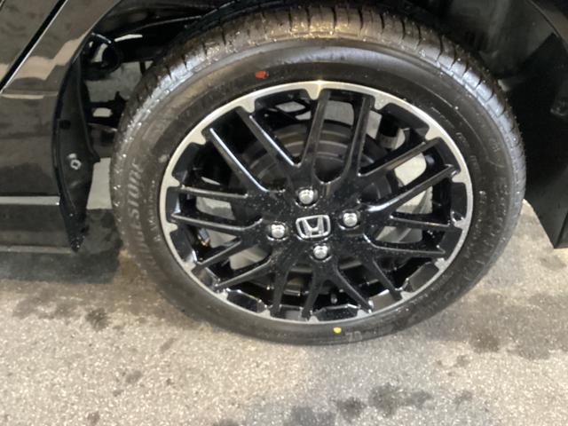 Ｎ－ＷＧＮカスタム Ｌ・ターボ　当店展示車　新車未登録　カスタムＬターボ　９灯式フルＬＥＤヘッドライト　電子制御パーキングブレーキ　オートブレーキホールド　急速充電対応ＵＳＢ　運転席＆助手席シートヒーター　本革巻きステアリング（30枚目）