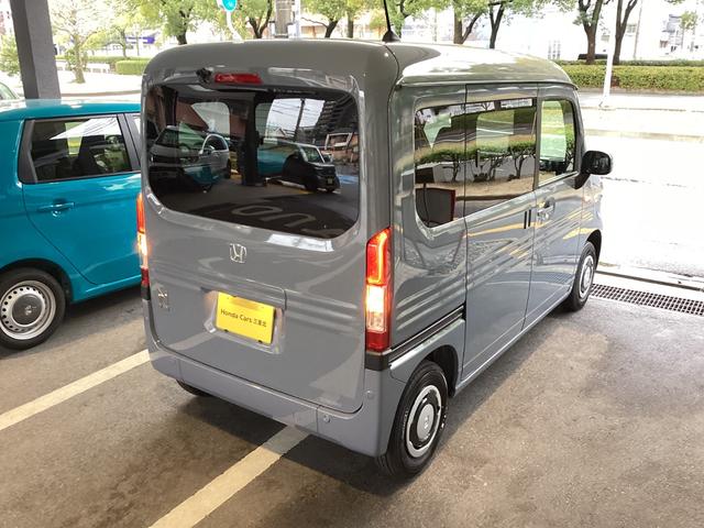 Ｎ－ＶＡＮ ファン　当店試乗車　ホンダセンシング　８インチベーシックインターナビ　バックカメラ　ＴＶフルセグ　Ｂｌｕｅｔｏｏｔｈ　フルＬＥＤヘッドライト　充電用ＵＳＢ　アクセサリーソケットＤＣ１２Ｖ　ＵＶカットガラス（18枚目）