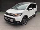 e:HEVクロスター 当店展示車 新車未登録 ブラックエンブレム ボディーサイドモール べルリナブラックフロントグリル マルチビューカメラ アダプティブドライビングビーム 後退出庫サポート付き 専用15インチアルミホイール(43枚目)