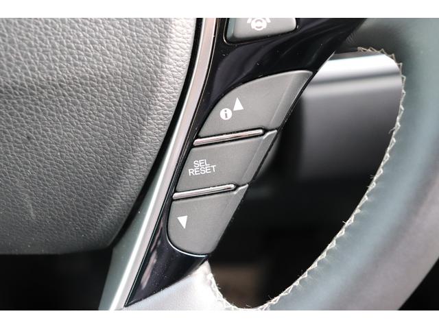 ハイブリッドアブソルート・ホンダセンシング 8型SDナビ フルセグ バックカメラ 両側電動 LED 衝突軽減 レーダークルーズ クリアランスソナー プッシュスタート スマートキー(33枚目)