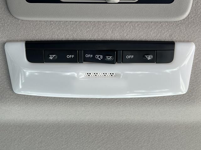 e-POWER ハイウェイスターV 登録済未使用車 ハンズフリー両側電動スライドドア セーフティパックA プロパイロット 全周囲カメラ 防水シート ブラインドスポットモニター デジタルインナーミラー サイドエアバッグ(37枚目)