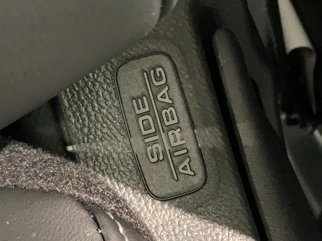 フィット e:HEVホーム H SENSING 新車保証 試乗車 ワンオ-ナ- ナビVXU-245FTi TV Rカメラ CD録音 BTオ-ディオ DVD ETC LEDライト VSA クルコン スマ-トキ- 盗難防止装置(25枚目)